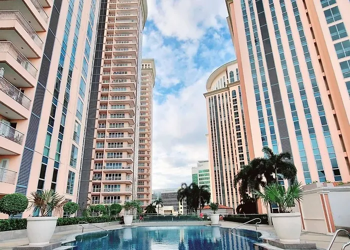 Luxury Bgc Near Venice Mall #vlra22e Holiday home
