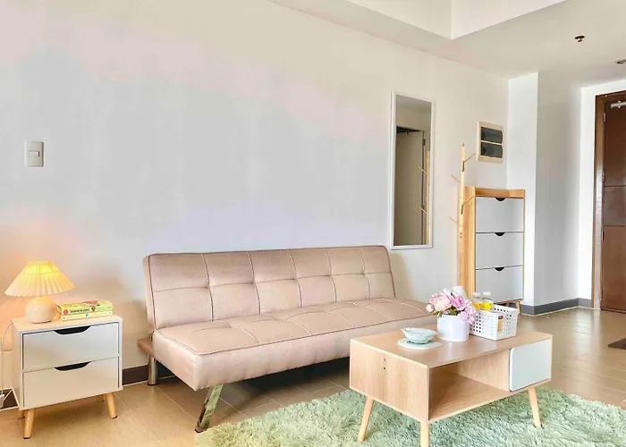 Luxury Bgc Near Venice Mall #vlra22e * Manila